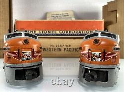 1952 Lionel Trains 2345 WP F3 AA Western Pacific Diesel Engine & Dummy O Gauge