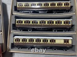 ACE Trains O Gauge LBSCR 4-4-2, Darstaed 5 Pack Of Coaches, MIB