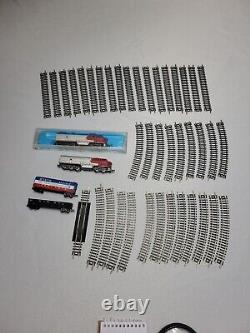 ATLAS-N Gauge-Model Train-Locomotive x2-Train Car x2-TRACK LOT OF 40-Vintage