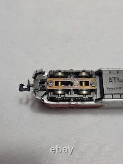 ATLAS-N Gauge-Model Train-Locomotive x2-Train Car x2-TRACK LOT OF 40-Vintage