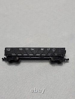 ATLAS-N Gauge-Model Train-Locomotive x2-Train Car x2-TRACK LOT OF 40-Vintage