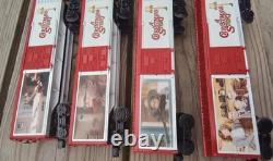 A Christmas Story model train set O gauge Lionel boxcars leg lamp red Ryder