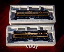 American Flyer S Gauge 6-48017 Nickel Plate Road GP-9 Diesel Locomotive Set