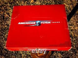 American Flyer S Gauge 6-48017 Nickel Plate Road GP-9 Diesel Locomotive Set