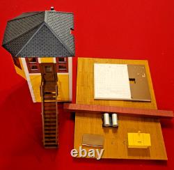 Aristo-Craft Bay Window Signal Tower #1 Gauge Model Train Building S01