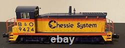 Atlas O Gauge 6108-2 B&O Chessie System EMD SW900 Diesel Locomotive #9426 Train