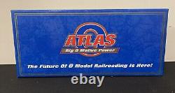 Atlas O Gauge 6108-2 B&O Chessie System EMD SW900 Diesel Locomotive #9426 Train