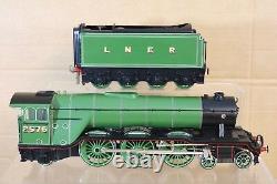 BASSETT LOWKE O GAUGE REFINISHED LNER 4-6-2 CLASS A3 LOCO 2576 The WHITE KNIGHT