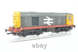 Bachmann OO Gauge 32-029A Class 20 Diesel 20090 Railfreight