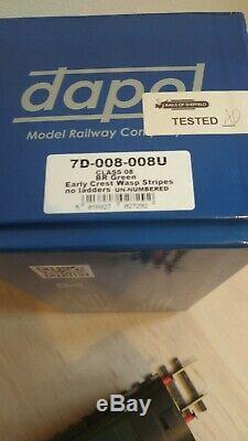 Dapol O Gauge 7D-008-000 Class 08 BR Green Early Crest unnumbered wasp stripes