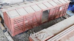 Electric 7.5 Gauge Hand Built T3A Electric AWD Locomotive and 5 Train Cars