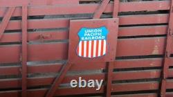 Electric 7.5 Gauge Hand Built T3A Electric Locomotive and 5 Train Cars