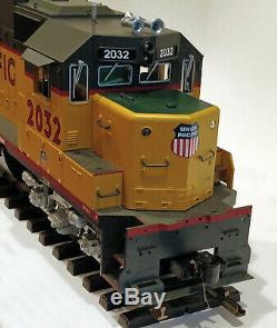 G Gauge USA Trains R22206A GP38-2 Locomotive Union Pacific UP Kadee Couplers