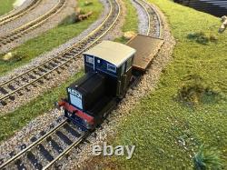 Hornby 00 Gauge R30013 Ruston & Hornsby 48ds 0-4-0 & Flatbed Gower Princess Hornby 00 Gauge R30013 Ruston & Hornsby 48ds 0-4-0 & Flatbed Gower Princess