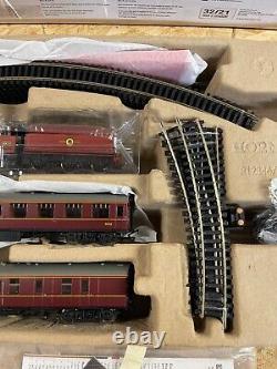 Hornby Harry Potter Hogwarts Express OO Gauge Electric Model Train Set OPEN BOX