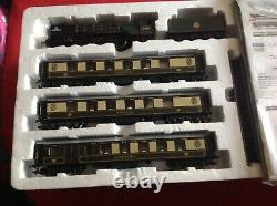 Hornby R1169'TORNADO PULLMAN EXPRESS' OO Gauge Train Set