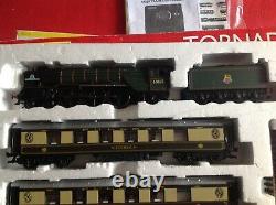 Hornby R1169'TORNADO PULLMAN EXPRESS' OO Gauge Train Set