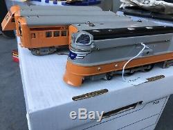 Immaculate American Flyer O-Gauge Hiawatha Locomotive and Passenger Car Set