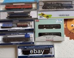 Kato N Gauge Model Train Set (8 Pieces) Beginner Railroad Starter Kit Hobby Toy Kato N Gauge Model Train Set (8 Pieces) Beginner Railroad Starter Kit Hobby Toy