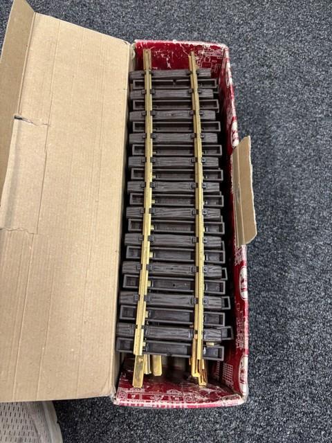 Lgb Brass Track Curve #18000 1 Box Of 12 Pieces-gently Used Indoors Inv #da482