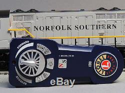 LIONEL NORFOLK SOUTHERN SMOKING LIONCHIEF PLUS GP20 LOCOMOTIVE train 6-82173 NEW