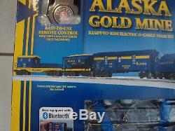 LIONEL O Gauge Electric train Set Alaska Gold Mine 0-4-0 LionChief Bluetooth