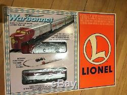 LIONEL SANTA FE WARBONNET TRAIN SET O-27 gauge never used