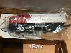 LIONEL SANTA FE WARBONNET TRAIN SET O-27 gauge never used