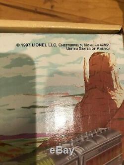 LIONEL SANTA FE WARBONNET TRAIN SET O-27 gauge never used