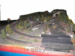 LIONEL TRAIN LAYOUT O'GAUGE approximately 16' x 39