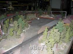 LIONEL TRAIN LAYOUT O'GAUGE approximately 16' x 39