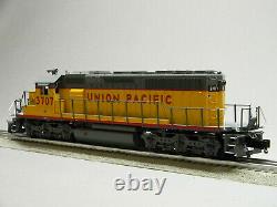 LIONEL UP LEGACY SD40-2 DIESEL LOCOMOTIVE ENGINE #3707 O GAUGE train 1933132 NEW