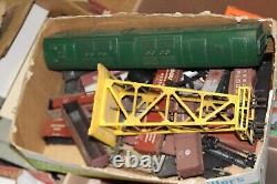 LOT OF LIONEL TRAINS, American flyer, HO, N gauge, and much more, an entire room