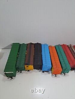 Large HO Gauge Train Model Railroad Freight Car Cattle/Reefer Lot