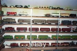 Large Pre War Lionel Train Standard and O Gauge Tin Plate Collection