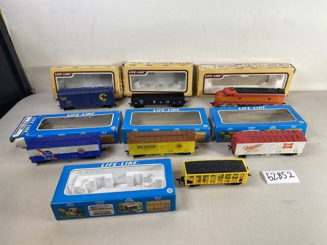 Life-like Ho Gauge Model Train Box Car Coal Locomotive Lot 52b52