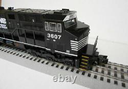 Lionel 1923050 -e Norfolk Southern Ns Lionchief Et44c4 Diesel O Gauge New