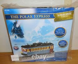 Lionel 1923130 The Polar Express Motorized Trolley Set Train O Gauge Fastrack