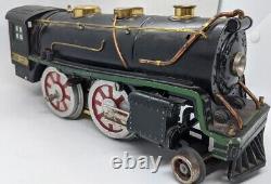 Lionel 384 Prewar Standard Gauge 2-4-0 Steam Locomotive with BOX. USA Vintage