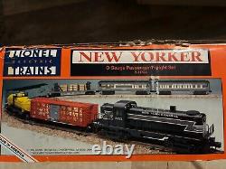 Lionel 6-11744 New Yorker Passenger/Freight Set New Unopened