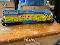 Lionel 6-18205 O Gauge Union Pacific Dash-8 40C Diesel Locomotive #9100