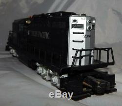 Lionel 6-18562 Southern Pacific GP-9 Diesel loco 2380 O gauge TMCC / conventionl