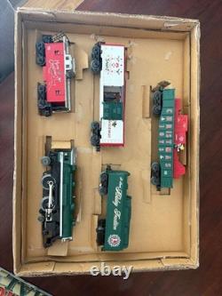 Lionel 6-31966 O Gauge Holiday Tradition Special Electric Train Set New