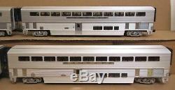 Lionel 6-39129 SF/Santa Fe Bi-Level 4-Car Aluminum Passenger Set O-Gauge USED