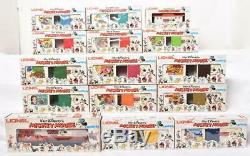 Lionel Disney 1977-1978 Mickey Mouse Express 15-piece O/027-gauge Train Set C-8