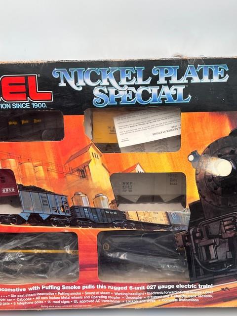 Lionel Nickel Plate Special O Gauge Train Set 4-4-2 Steam 8617 New Unused