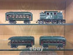 Lionel O Gauge 166 Set with 156 Loco and 610, 610, 612 Cars and Set Box