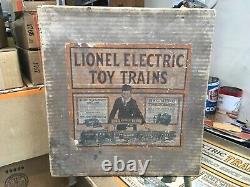 Lionel O Gauge 166 Set with 156 Loco and 610, 610, 612 Cars and Set Box