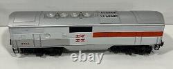Lionel O Gauge New Haven F3 1 PWR 2 Dummy Diesel Engine Set 8851 8852 & 8854