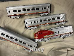 Lionel O Gauge Santa Fe 158 Silver Bullet Train with Passenger Coaches Caboose